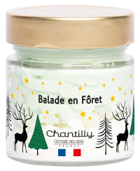 Bougie Chantilly Noel 150g Balade en Forêt